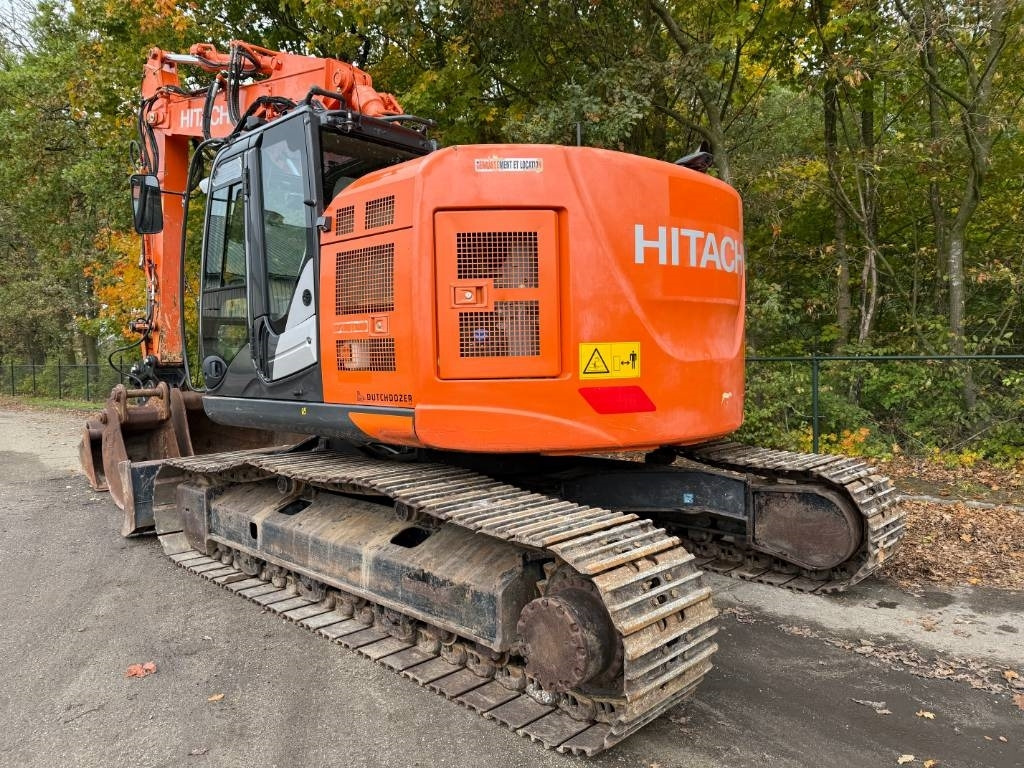 Hitachi ZX225 US LC-6 - Bager guseničar: slika 3 Hitachi ZX225 US LC-6 - Bager guseničar: slika 3