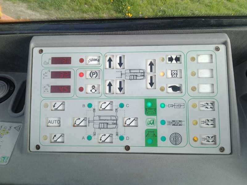 Merlo Roto 38.16 - Teleskopski upravljač: slika 5 Merlo Roto 38.16 - Teleskopski upravljač: slika 5