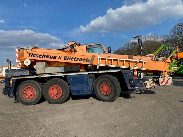 Terex Demag AC 40-1 - Autokran za sve terene: slika 2 Terex Demag AC 40-1 - Autokran za sve terene: slika 2