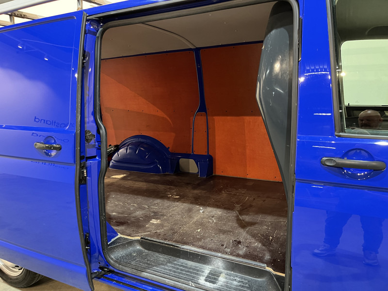 Dostavno vozilo Volkswagen Transporter 2.0 TDI L2H1 / Van Den Born Glasresteel / Euro 6 / Airco / Glastransporter / Cruise Control / Trekhaak / Imperiaal / CarPlay /  Navigatie / PDC / 83.500 KM !!: slika 19