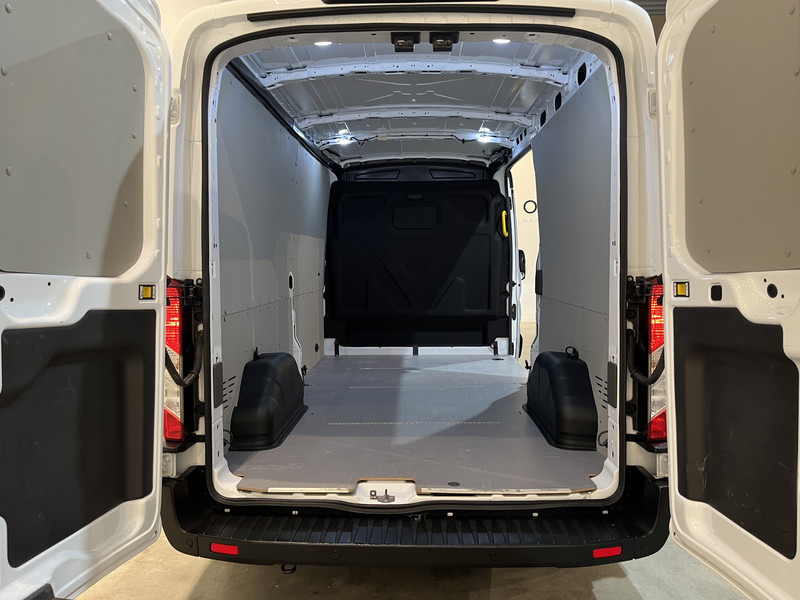 Ford Transit 350 2.0 TDCI L3H2 Limited 130 PK Automaat / Euro 6 / Airco / Cruise Control / CarPlay / PDC / Navigatie / 3-Zits / BPM VRIJ !! - Furgon: slika 4 Ford Transit 350 2.0 TDCI L3H2 Limited 130 PK Automaat / Euro 6 / Airco / Cruise Control / CarPlay / PDC / Navigatie / 3-Zits / BPM VRIJ !! - Furgon: slika 4