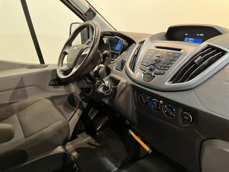 Ford Transit 350 2.0 TDCI L3H2 Trend 130 PK / Euro 6 / 220V / Airco / Cruise Control / Trekhaak / Camera - Furgon: slika 3 Ford Transit 350 2.0 TDCI L3H2 Trend 130 PK / Euro 6 / 220V / Airco / Cruise Control / Trekhaak / Camera - Furgon: slika 3