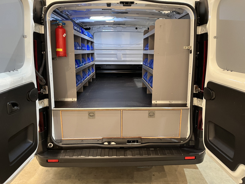Opel Vivaro 1.6 CDTI L1H1 Servicebus / Inrichting / Euro 6 / Airco / Cruise Control / 3-Zits - Mali kombi: slika 4 Opel Vivaro 1.6 CDTI L1H1 Servicebus / Inrichting / Euro 6 / Airco / Cruise Control / 3-Zits - Mali kombi: slika 4