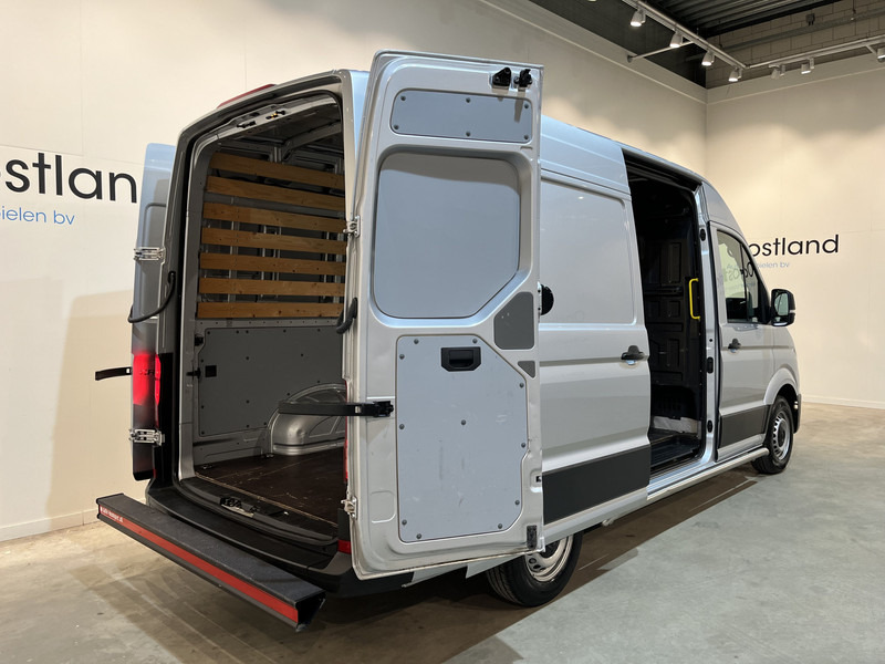Volkswagen Crafter 2.0 TDI L3H3 / Euro 6 / Airco / Cruise Control / 3-Zits / 67.200 KM !! / BPM VRIJ !! - Mali kombi: slika 2 Volkswagen Crafter 2.0 TDI L3H3 / Euro 6 / Airco / Cruise Control / 3-Zits / 67.200 KM !! / BPM VRIJ !! - Mali kombi: slika 2