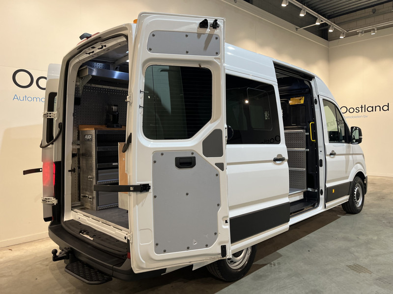 Volkswagen Crafter 35 2.0 TDI L3H3 140 PK RWD Servicebus / Aluca Inrichting / Euro 6 / Trekhaak 3000 KG / Airco / Camera / Navigatie / CarPlay - Furgon: slika 2 Volkswagen Crafter 35 2.0 TDI L3H3 140 PK RWD Servicebus / Aluca Inrichting / Euro 6 / Trekhaak 3000 KG / Airco / Camera / Navigatie / CarPlay - Furgon: slika 2