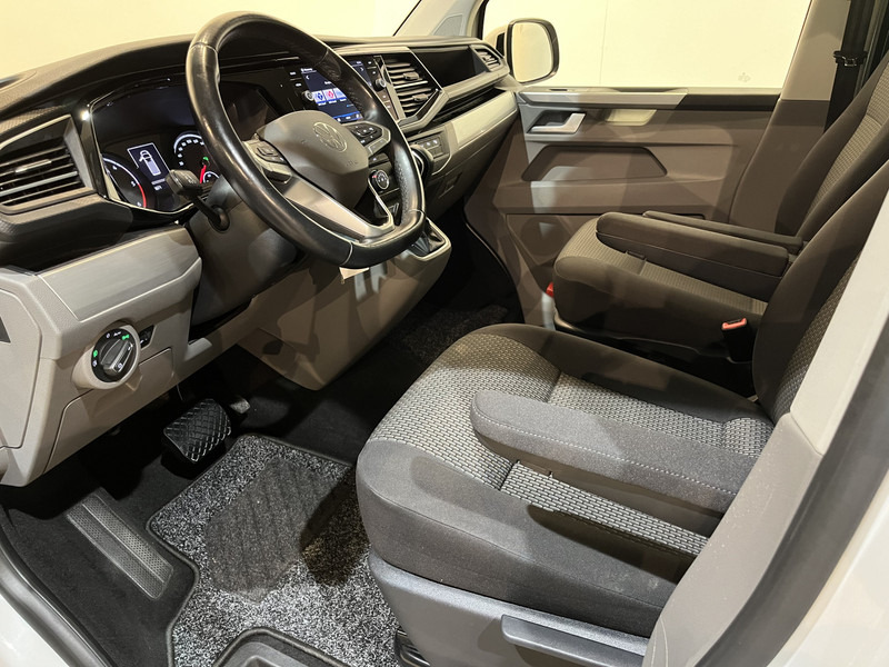 Volkswagen Transporter 2.0 TDI L2H1 30 DC Dubbel Cabine 150 PK Automaat / Euro 6 / Airco / Cruise Control / Camera / CarPlay / Trekhaak / Navigatie / Klep - Mali kombi, Dostavno vozilo sa duplom kabinom: slika 5 Volkswagen Transporter 2.0 TDI L2H1 30 DC Dubbel Cabine 150 PK Automaat / Euro 6 / Airco / Cruise Control / Camera / CarPlay / Trekhaak / Navigatie / Klep - Mali kombi, Dostavno vozilo sa duplom kabinom: slika 5