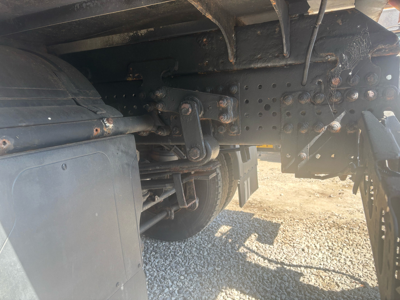 MERCEDES AROCS 1824 4x4BB GRITTER/SPREADER/PLOUGH MERCEDES AROCS 1824 4x4BB GRITTER/SPREADER/PLOUGH: slika 8 MERCEDES AROCS 1824 4x4BB GRITTER/SPREADER/PLOUGH MERCEDES AROCS 1824 4x4BB GRITTER/SPREADER/PLOUGH: slika 8