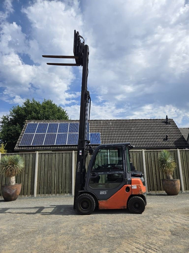 Toyota 8 FD 20 - Dizel viljuškar: slika 1 Toyota 8 FD 20 - Dizel viljuškar: slika 1