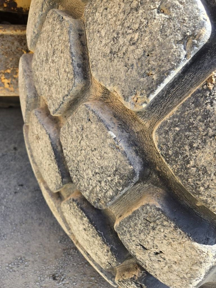 Zglobni kiper Volvo BM A 25: slika 15 Zglobni kiper Volvo BM A 25: slika 15