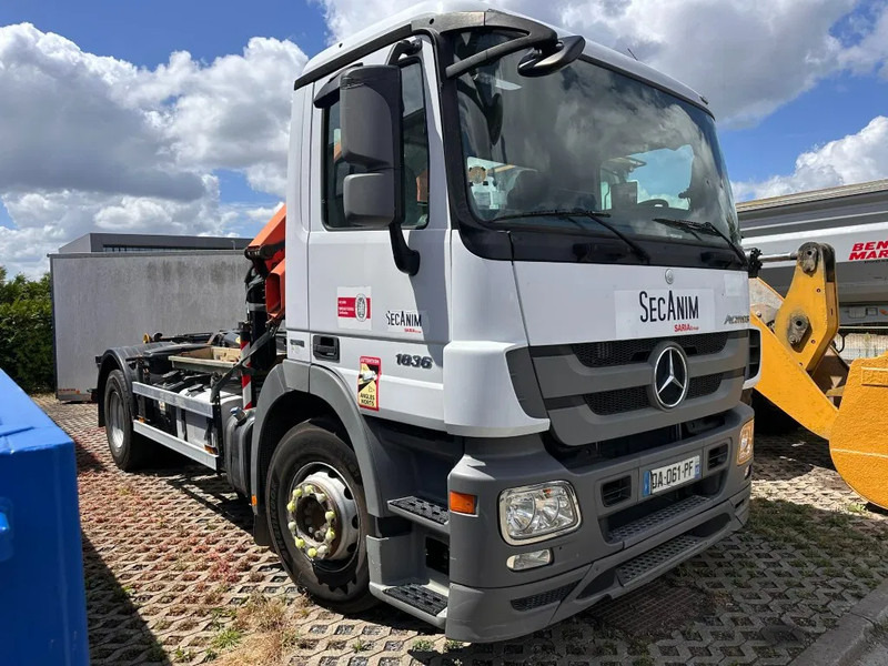 Mercedes-Benz Actros 1836 - Kamion sa hidrauličnom kukom, Kamion sa dizalicom: slika 1 Mercedes-Benz Actros 1836 - Kamion sa hidrauličnom kukom, Kamion sa dizalicom: slika 1