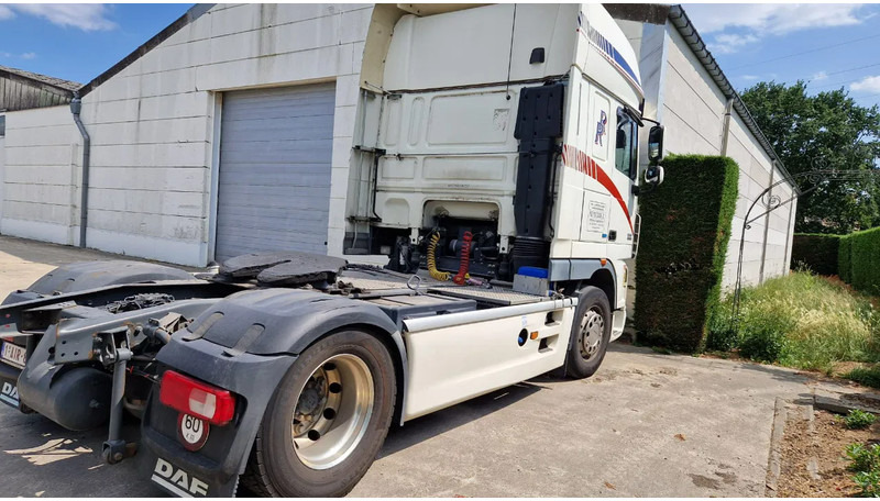 DAF XF 460 Super space cab - Tegljač: slika 3 DAF XF 460 Super space cab - Tegljač: slika 3