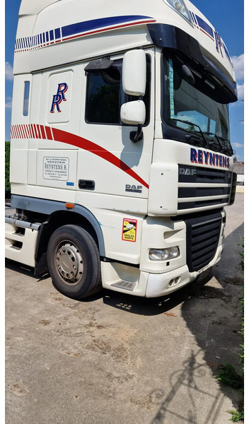 DAF XF 460 Super space cab - Tegljač: slika 2 DAF XF 460 Super space cab - Tegljač: slika 2