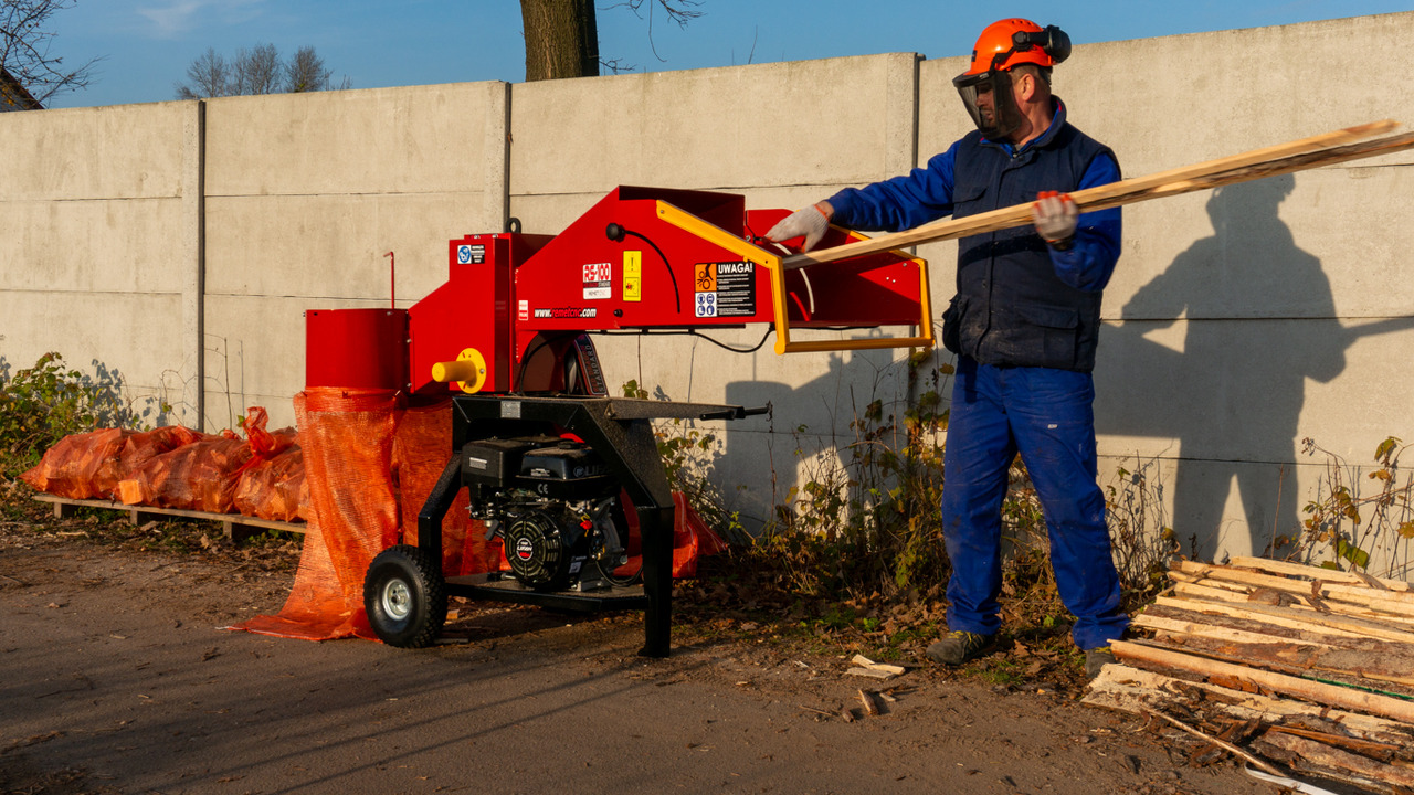 Strugač za drvo novi REMET RS100: slika 17