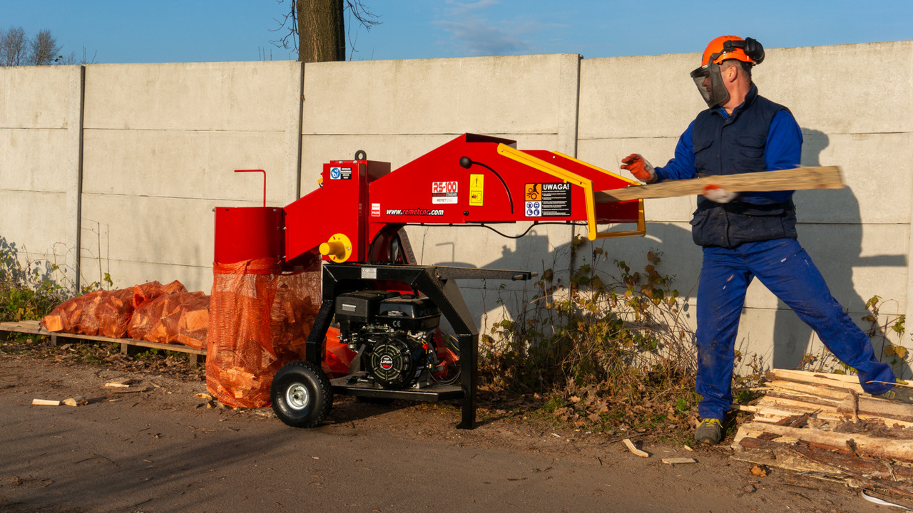 Strugač za drvo novi REMET RS100: slika 16