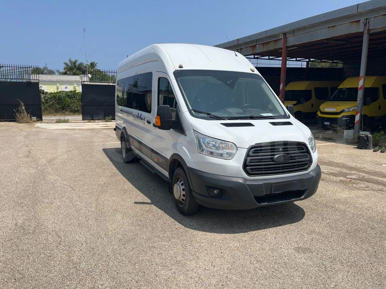 Ford Transit - Minibus, Putnički kombi: slika 1 Ford Transit - Minibus, Putnički kombi: slika 1
