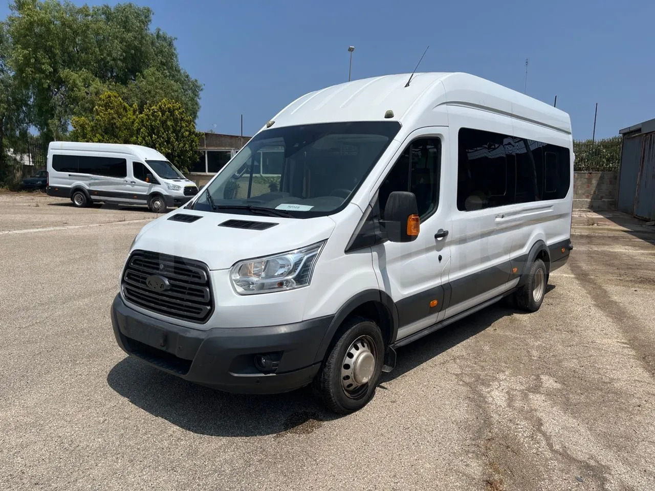 Ford Transit - Minibus, Putnički kombi: slika 4 Ford Transit - Minibus, Putnički kombi: slika 4