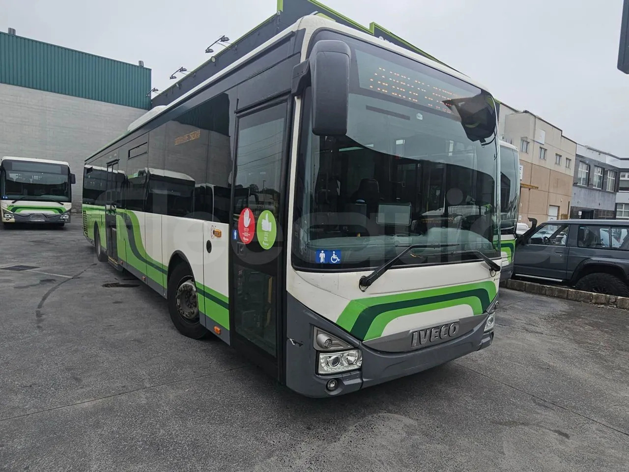 Iveco Crossway Low Entry - Gradski autobus: slika 1 Iveco Crossway Low Entry - Gradski autobus: slika 1