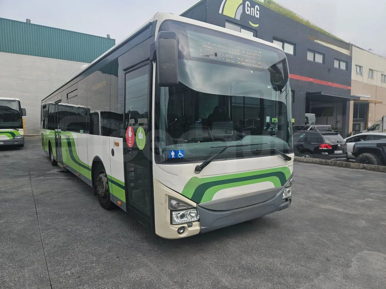 Iveco Crossway Low Entry - Gradski autobus: slika 1 Iveco Crossway Low Entry - Gradski autobus: slika 1