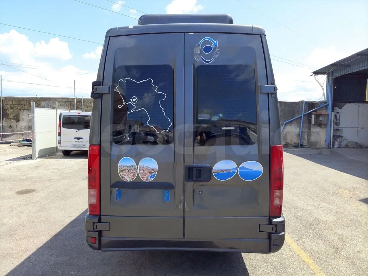 Iveco Daily - Minibus, Putnički kombi: slika 5 Iveco Daily - Minibus, Putnički kombi: slika 5