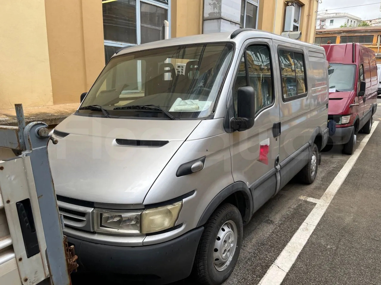 Iveco Daily - Minibus, Putnički kombi: slika 2 Iveco Daily - Minibus, Putnički kombi: slika 2