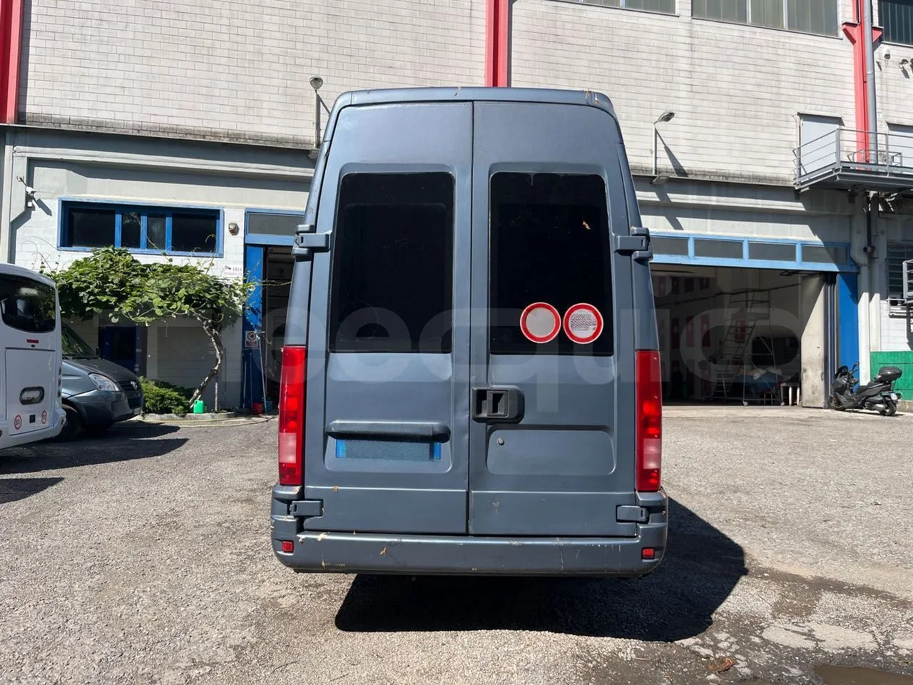 Iveco Daily - Minibus, Putnički kombi: slika 5 Iveco Daily - Minibus, Putnički kombi: slika 5