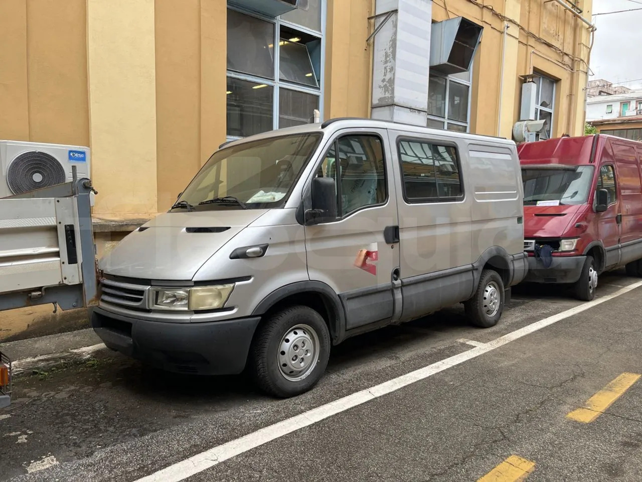 Iveco Daily - Minibus, Putnički kombi: slika 3 Iveco Daily - Minibus, Putnički kombi: slika 3