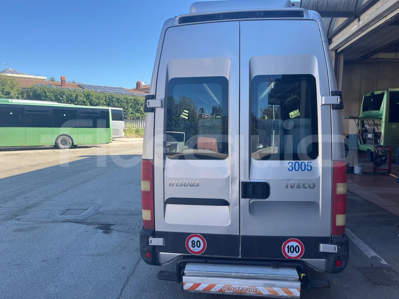 Iveco Daily - Minibus, Putnički kombi: slika 5 Iveco Daily - Minibus, Putnički kombi: slika 5