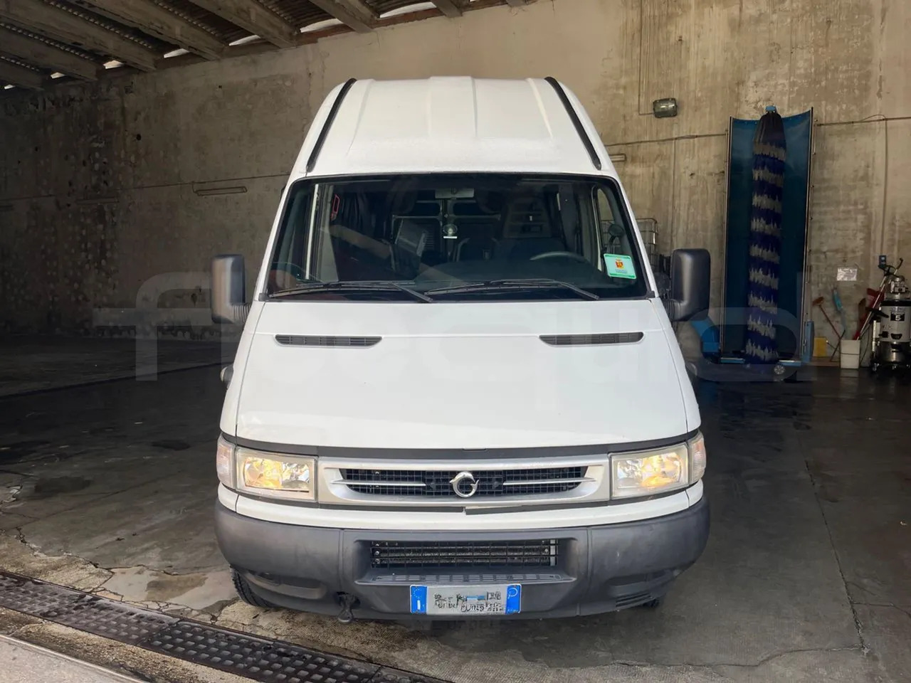 Iveco Daily - Minibus, Putnički kombi: slika 2 Iveco Daily - Minibus, Putnički kombi: slika 2