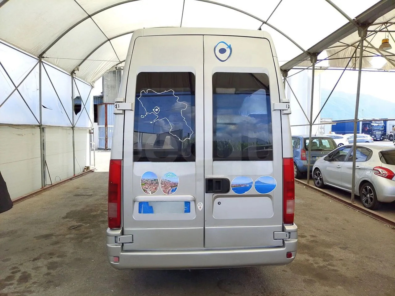 Iveco Daily - Minibus, Putnički kombi: slika 5 Iveco Daily - Minibus, Putnički kombi: slika 5