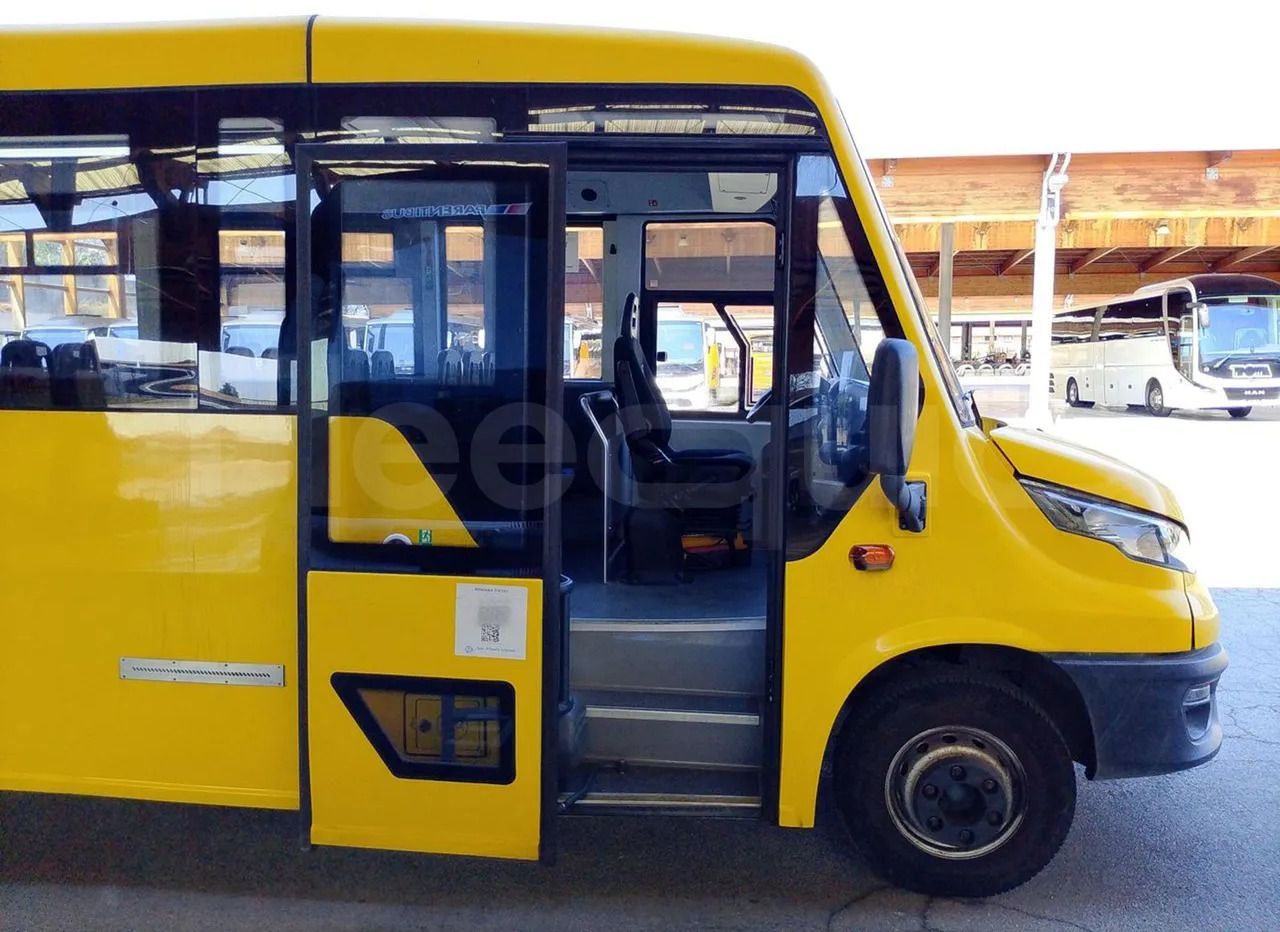 Školski autobus Iveco Indcar: slika 13