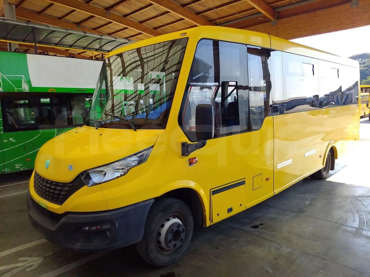 Iveco Indcar - Školski autobus: slika 4 Iveco Indcar - Školski autobus: slika 4