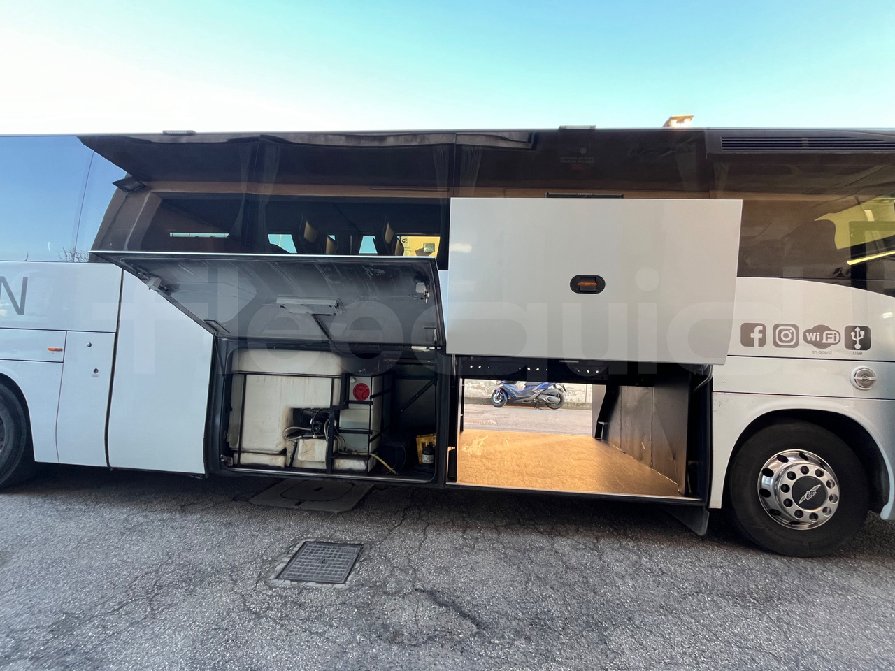 Turistički autobus Iveco Magelys: slika 10