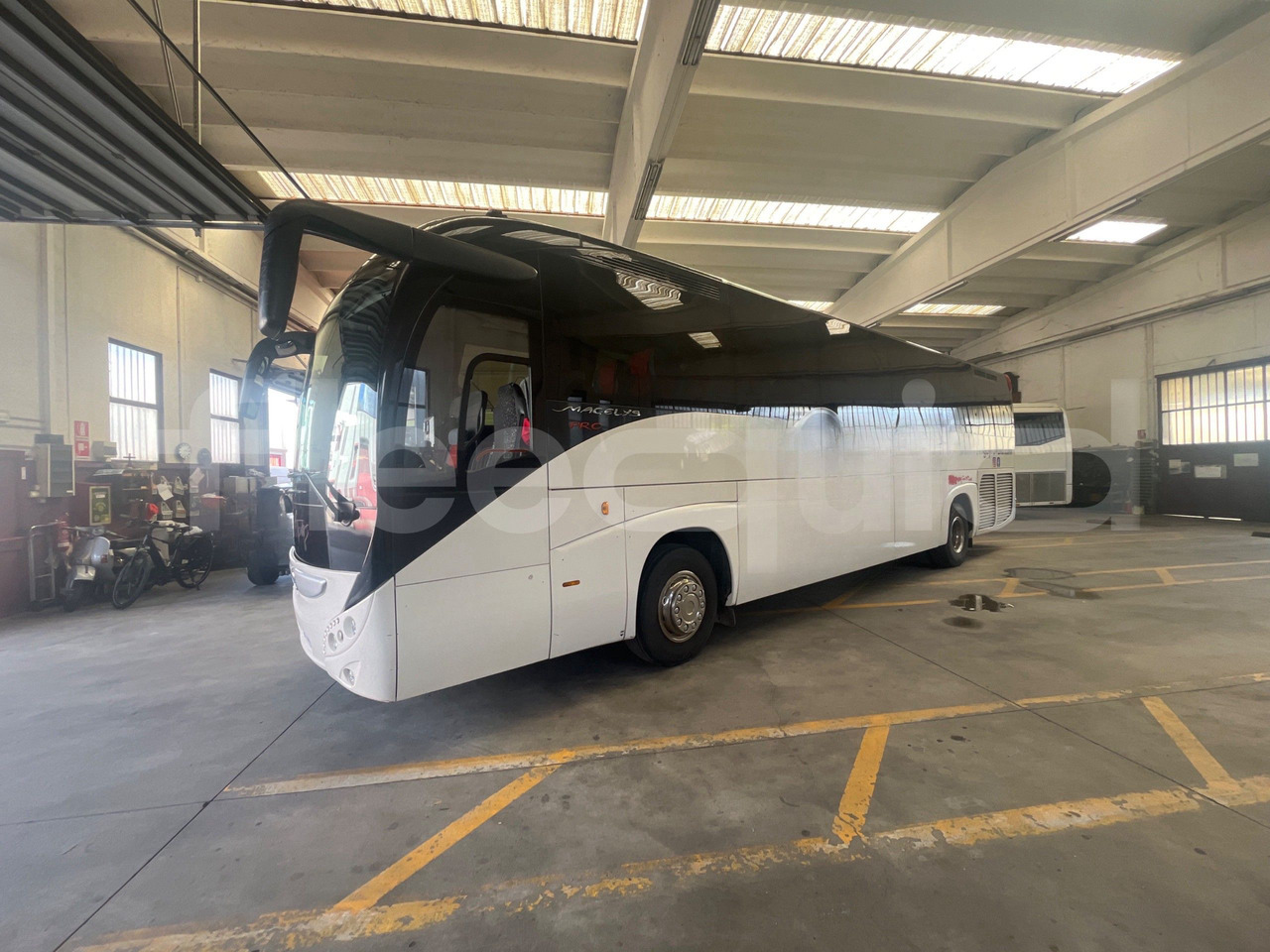 Iveco Magelys - Turistički autobus: slika 1 Iveco Magelys - Turistički autobus: slika 1