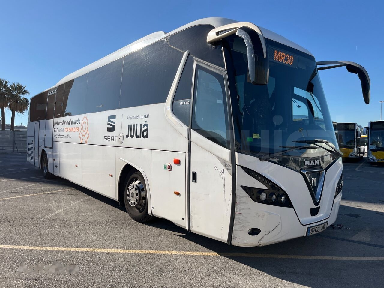 Turistički autobus MAN Noge: slika 1