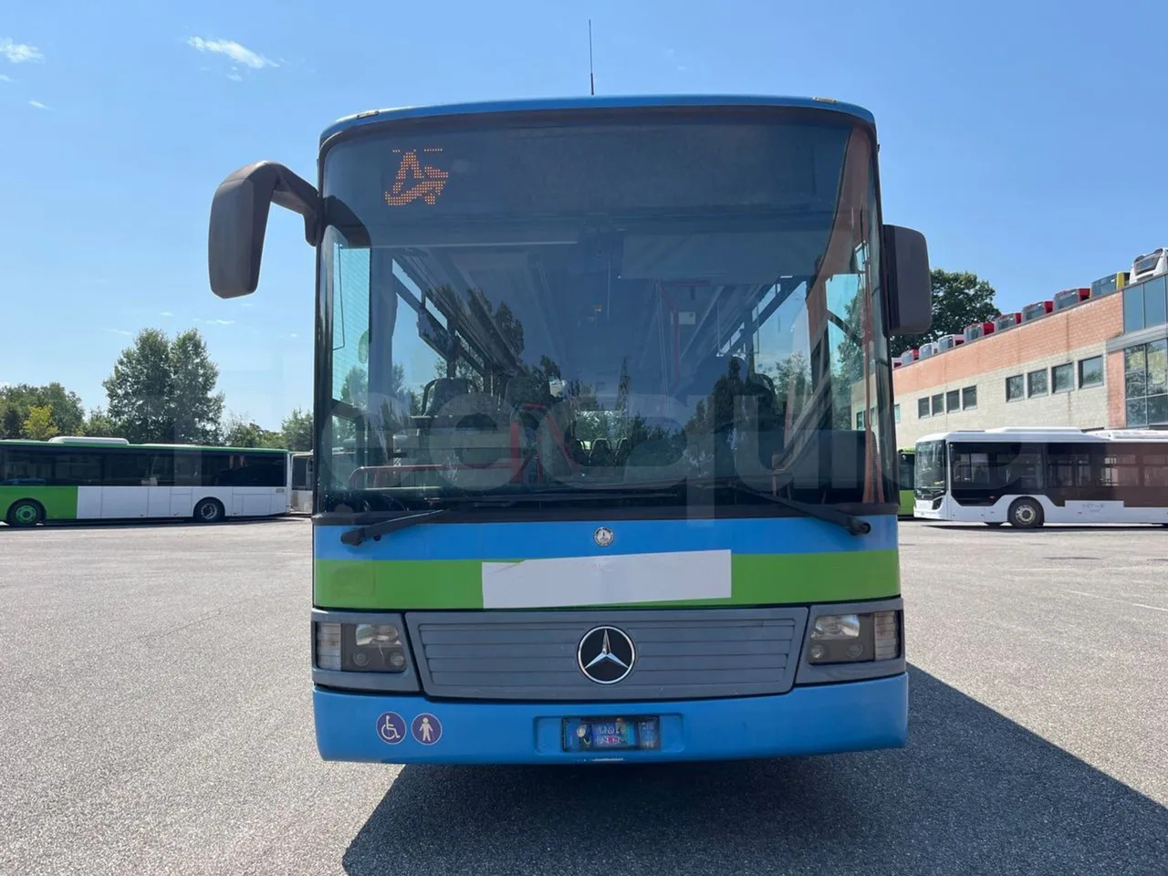 Mercedes-Benz Integro - Gradski autobus: slika 2 Mercedes-Benz Integro - Gradski autobus: slika 2