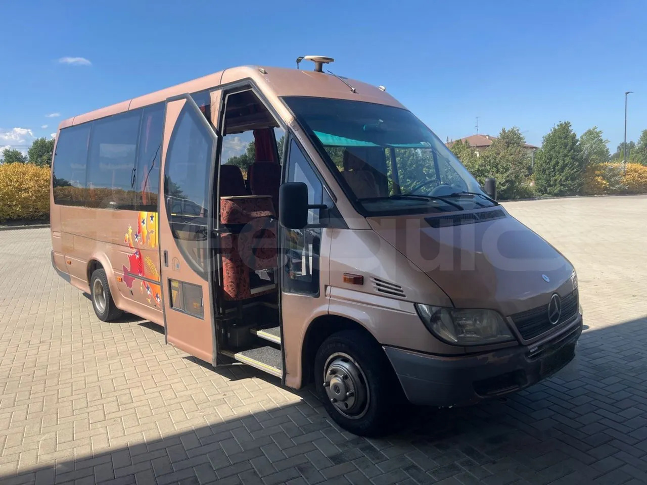 Minibus, Putnički kombi Mercedes-Benz Sprinter: slika 17