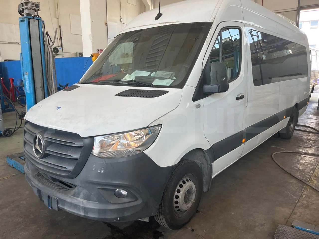 Mercedes-Benz Sprinter - Minibus, Putnički kombi: slika 4 Mercedes-Benz Sprinter - Minibus, Putnički kombi: slika 4