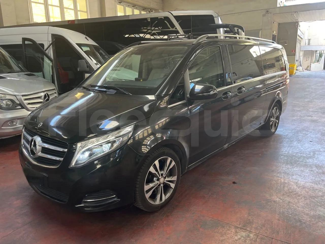Mercedes-Benz Viano - Minibus, Putnički kombi: slika 4 Mercedes-Benz Viano - Minibus, Putnički kombi: slika 4