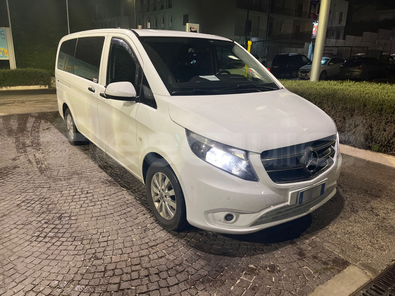 Mercedes-Benz Vito Tourer - Turistički autobus: slika 1 Mercedes-Benz Vito Tourer - Turistički autobus: slika 1