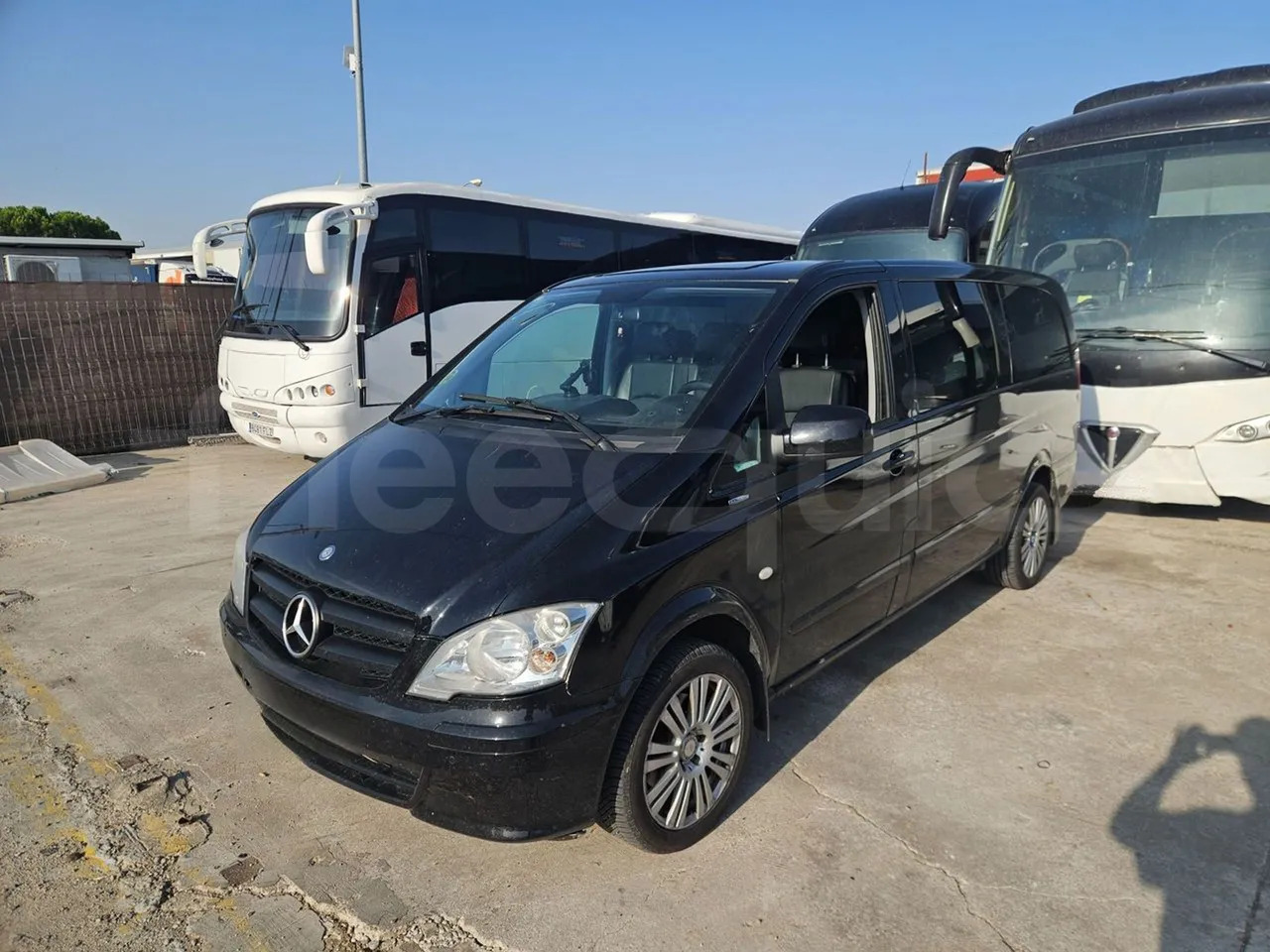 Mercedes-Benz Vito Tourer - Minibus, Putnički kombi: slika 4 Mercedes-Benz Vito Tourer - Minibus, Putnički kombi: slika 4