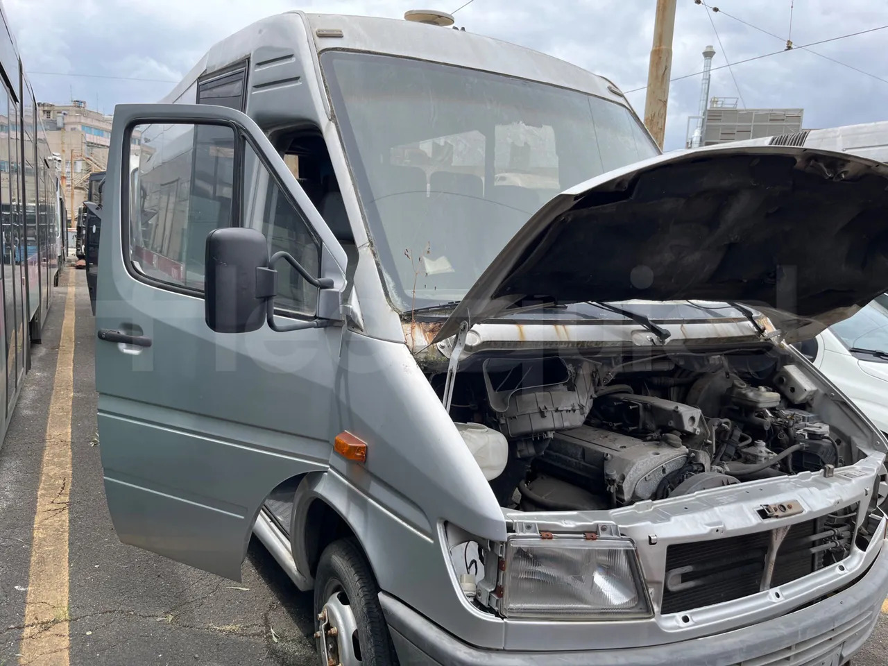 N. 2 Mercedes-Benz 414T - Minibus, Putnički kombi: slika 1 N. 2 Mercedes-Benz 414T - Minibus, Putnički kombi: slika 1