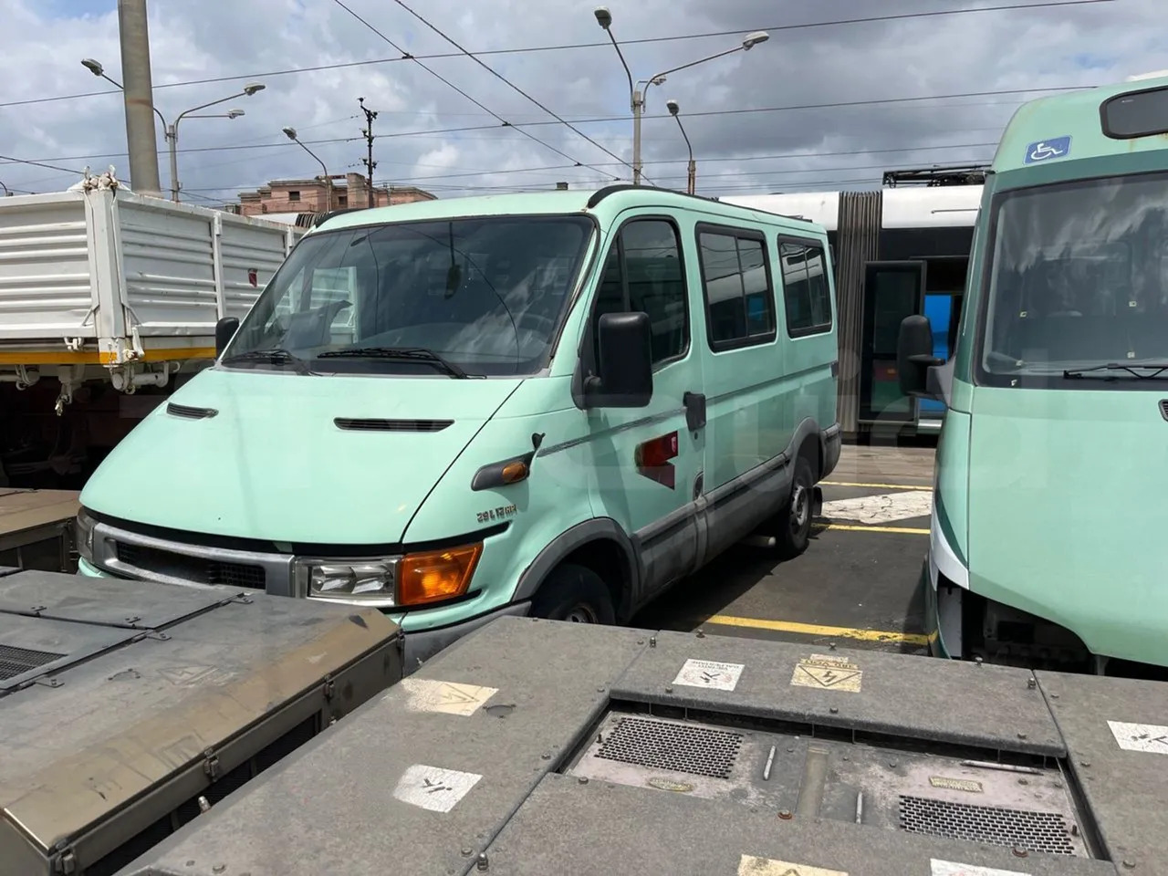 N.2Iveco Daily - Minibus, Putnički kombi: slika 3 N.2Iveco Daily - Minibus, Putnički kombi: slika 3