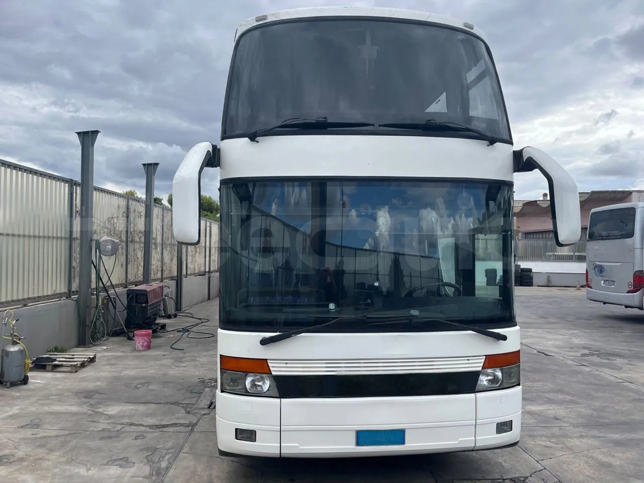 Setra S328 - Turistički autobus: slika 2 Setra S328 - Turistički autobus: slika 2