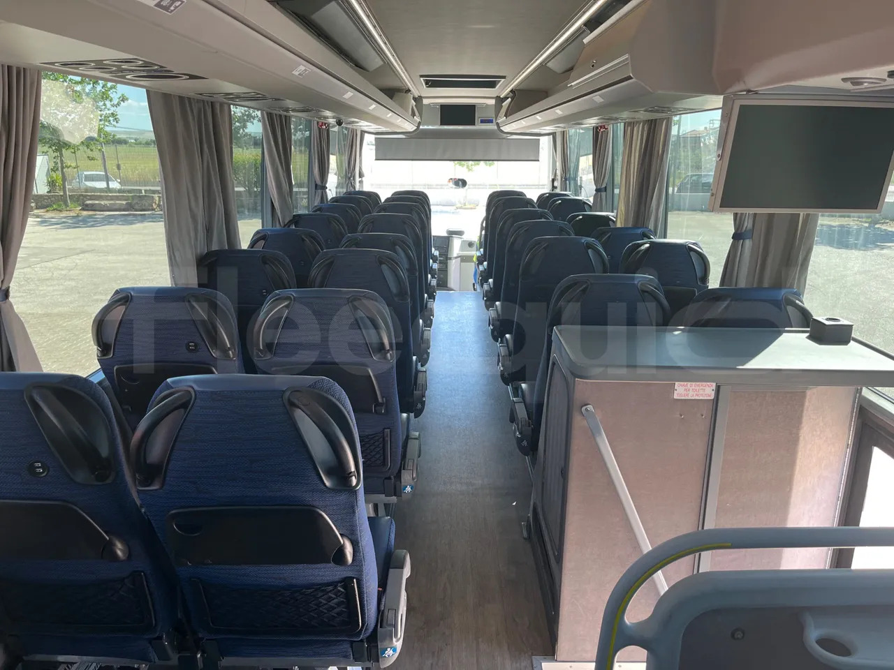 Turistički autobus Van Hool EX16 MID: slika 30