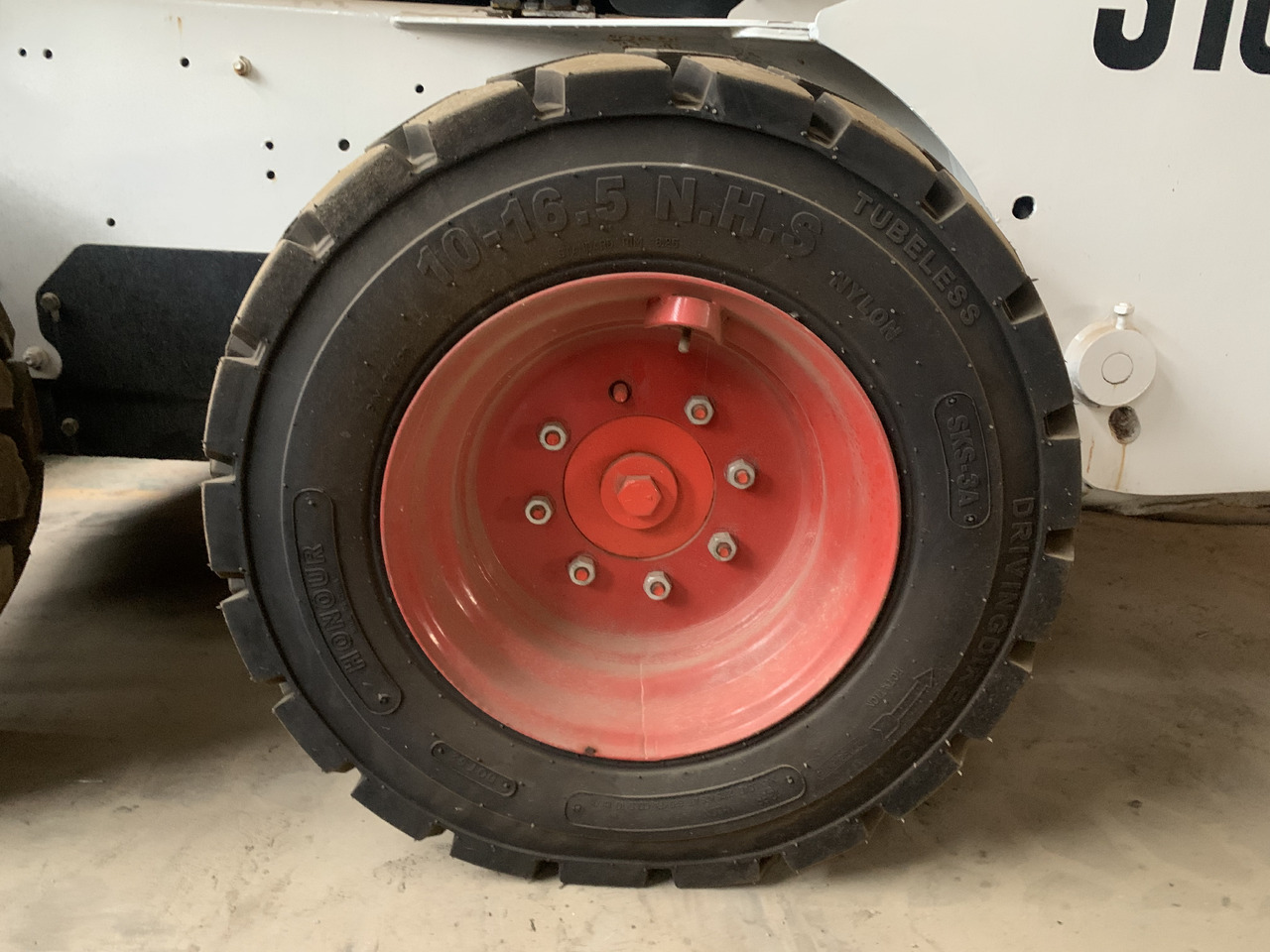 BOBCAT S185 - Mini utovarivač: slika 4 BOBCAT S185 - Mini utovarivač: slika 4