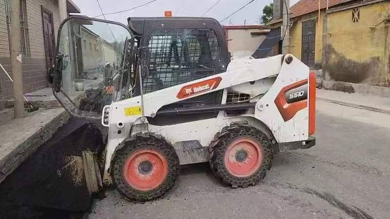 Bobcat S 510 - Mini utovarivač: slika 1 Bobcat S 510 - Mini utovarivač: slika 1