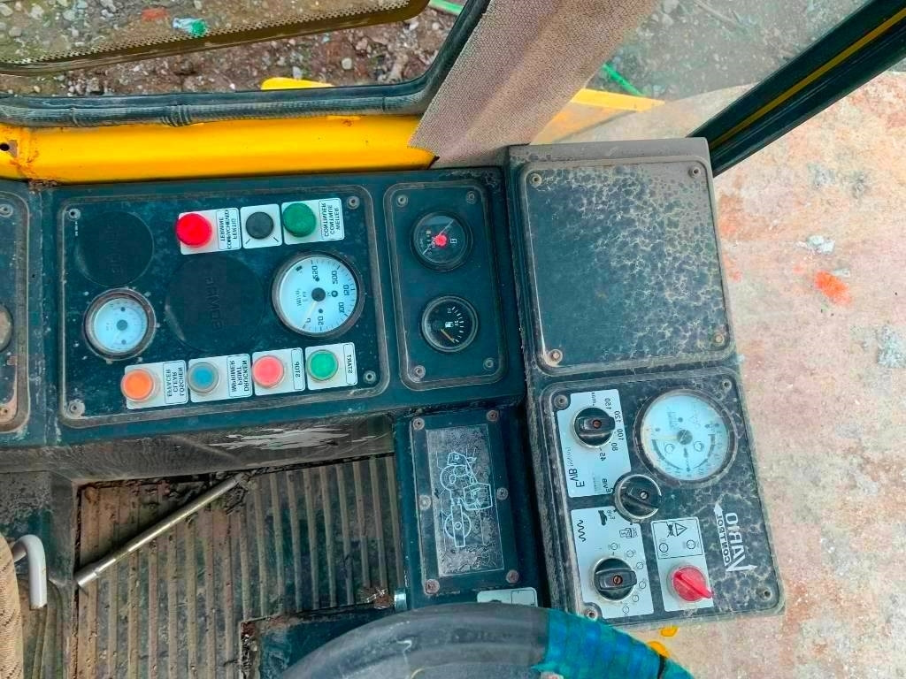 Valjak za puteve Bomag BW 225 D-3: slika 12