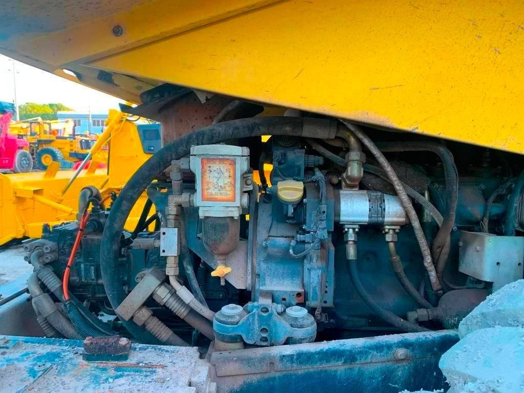 Valjak za puteve Bomag BW 225 D-3: slika 18