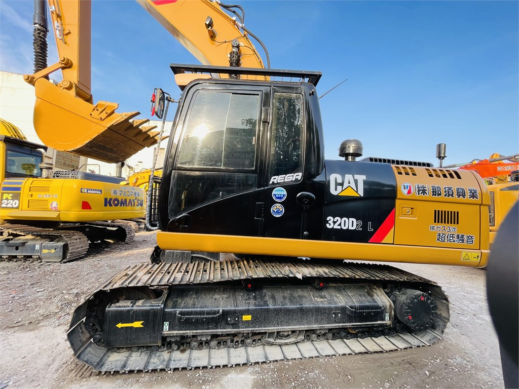 CAT 320D2 L - Bager: slika 4 CAT 320D2 L - Bager: slika 4