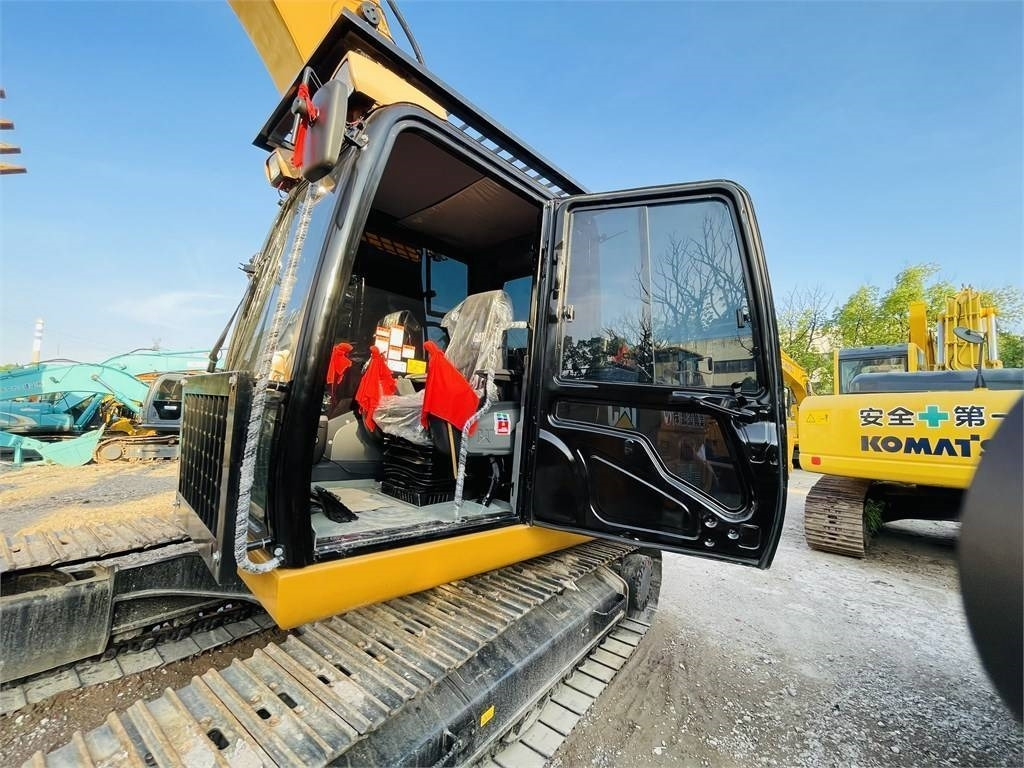 CAT 320D2L - Bager guseničar: slika 3 CAT 320D2L - Bager guseničar: slika 3